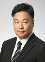 栗原 岳史 氏